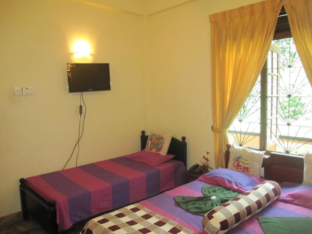Kandy Paradise Hotel & Spa Gelioya Dış mekan fotoğraf