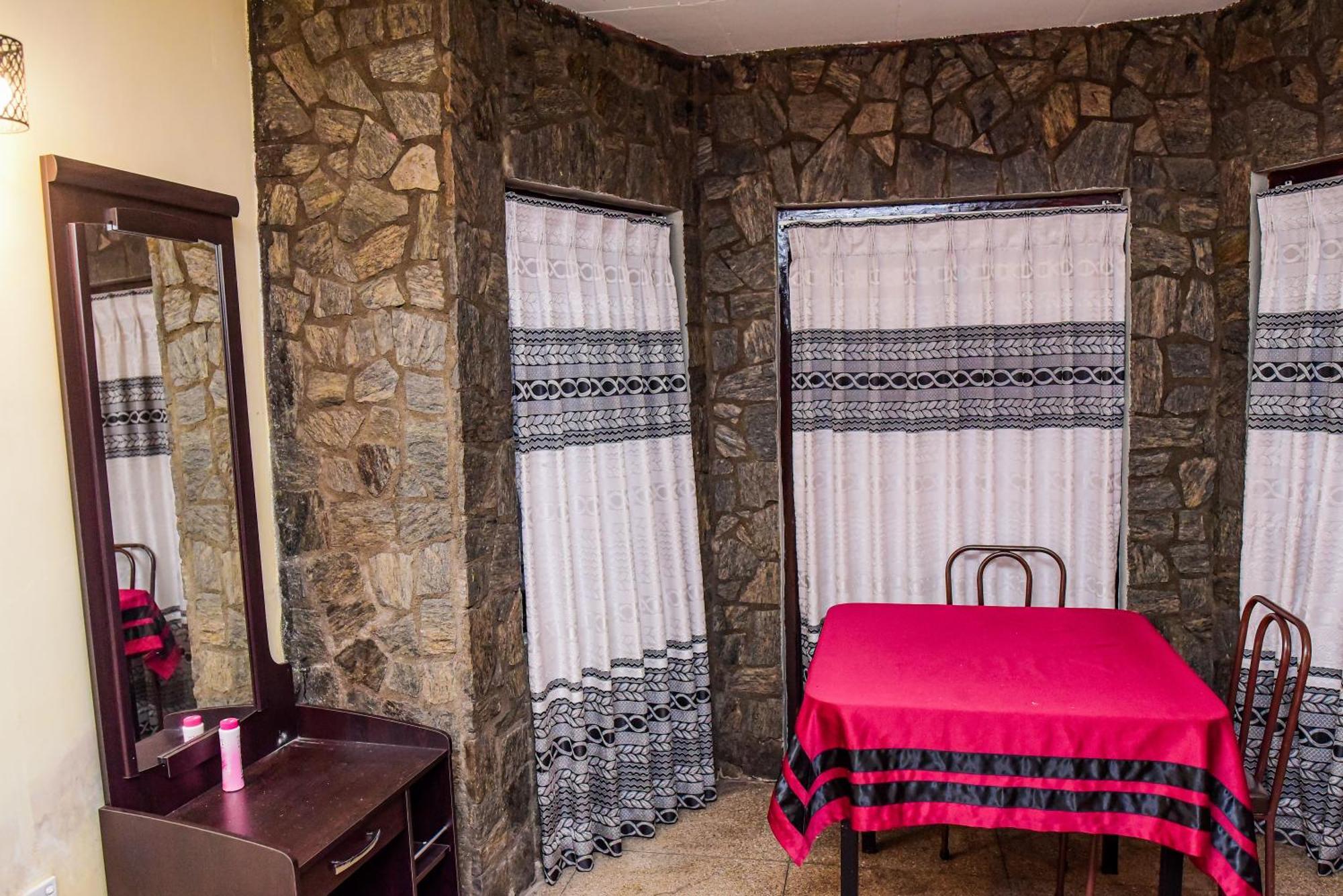 Kandy Paradise Hotel & Spa Gelioya Dış mekan fotoğraf